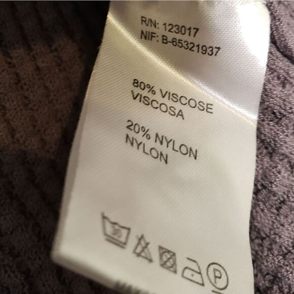 Maude Vivante Top   - Picture 6 of 6